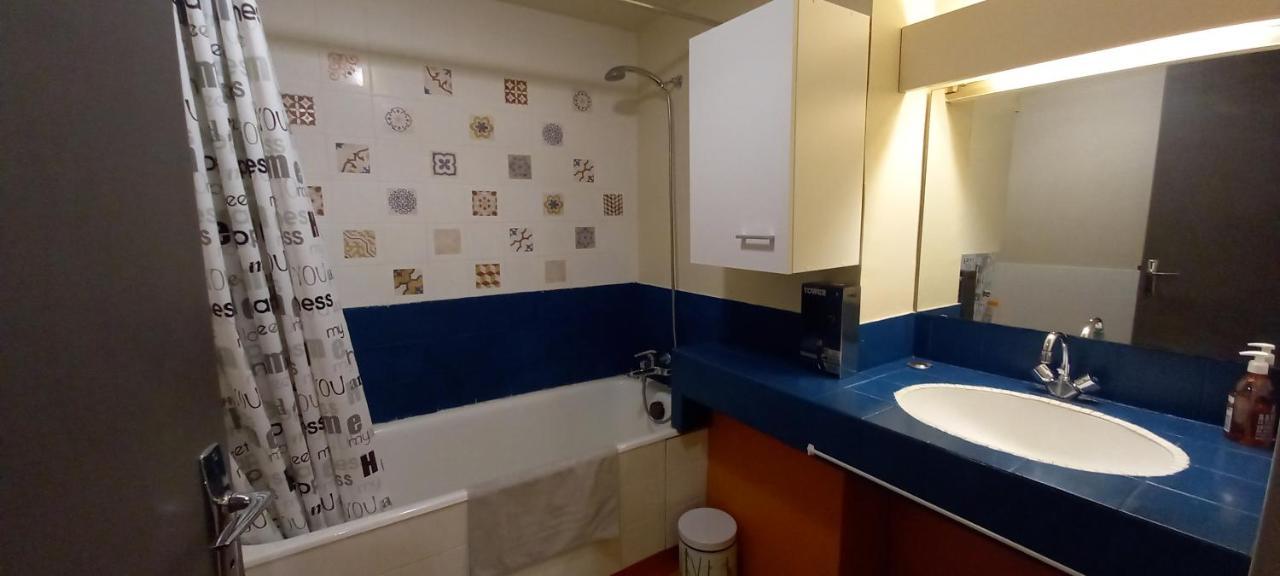 Le Gambetta T2 Cosy Hypercentre Wifi Fibre Avec Parking Apartment Pau Bagian luar foto