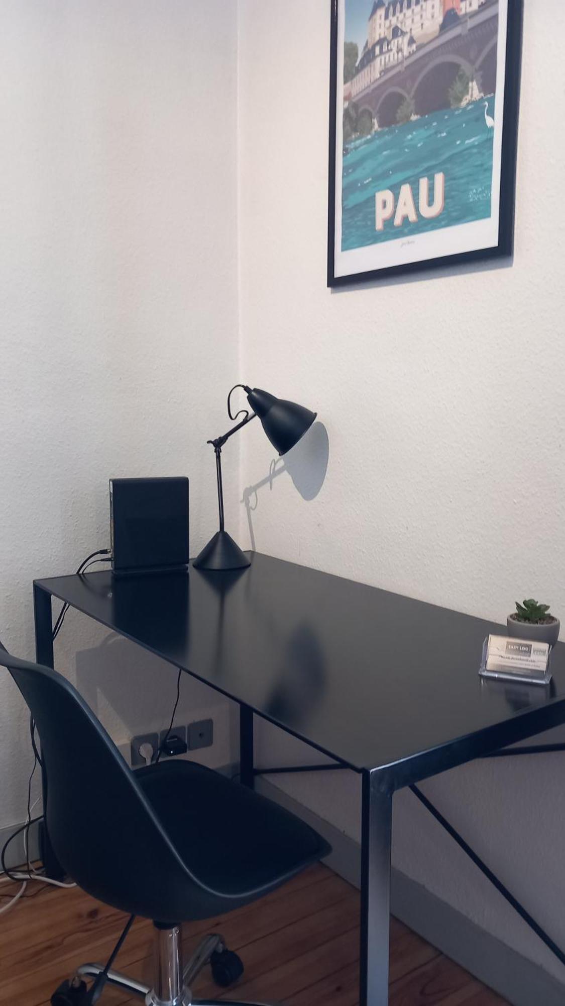 Le Gambetta T2 Cosy Hypercentre Wifi Fibre Avec Parking Apartment Pau Bagian luar foto